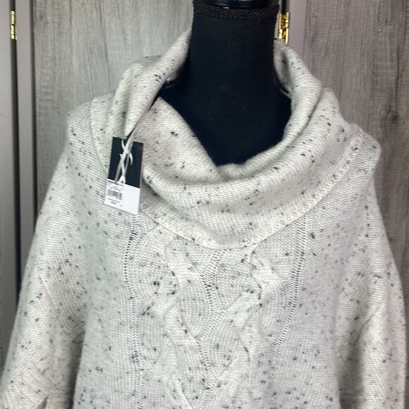 New! Vera Wang cowl neck cable knit poncho women's XS - Picture 2 of 12